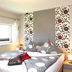 Und Schweinsberg Casa de hóspedes 4*