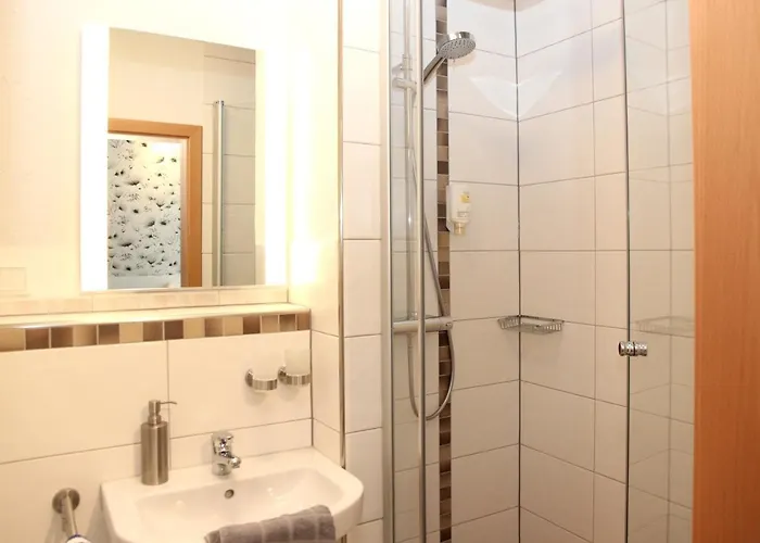 Gasthuis Und Schweinsberg