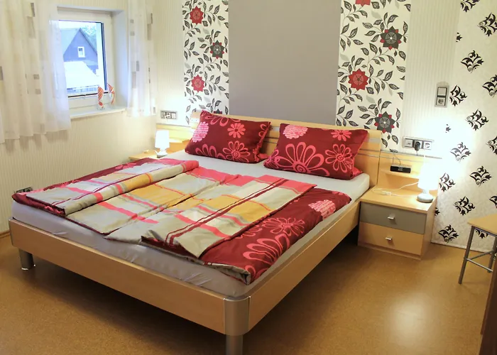 Gasthuis Und Schweinsberg 4*