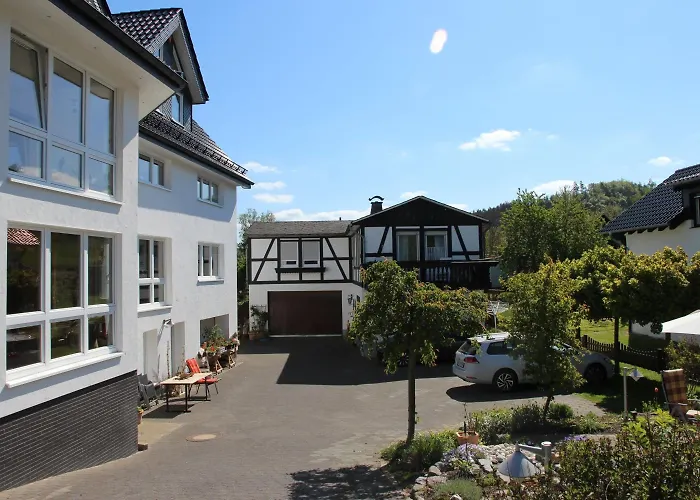 Gasthuis Und Schweinsberg 4*