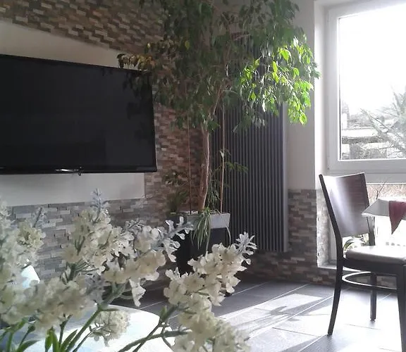 Gasthuis Und Schweinsberg